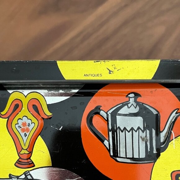 VINTAGE HB & S Biscuit Rectangular Tin Hinged Lid Antiques Motif Made England - Picture 5 of 13